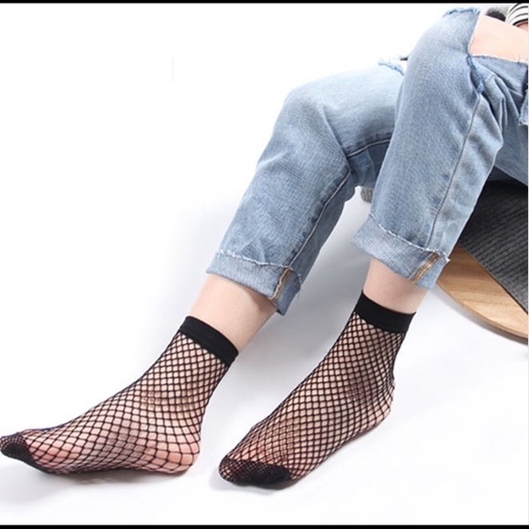 Fishnet Ankle Socks - Picture 1 of 1